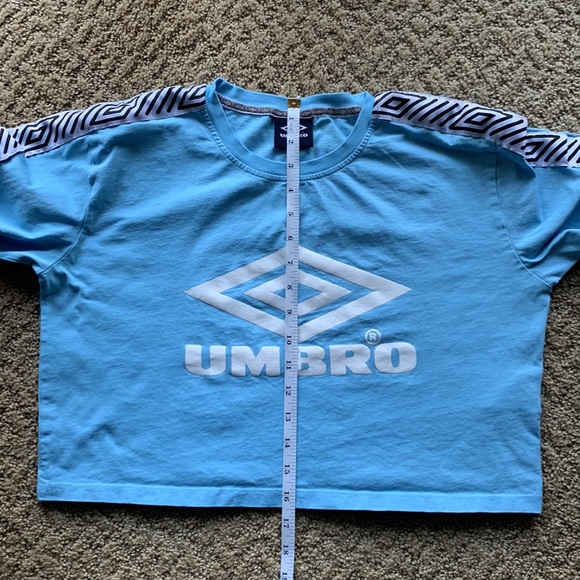 Stylish UMBRO Crop Top - Picture 10 of 11